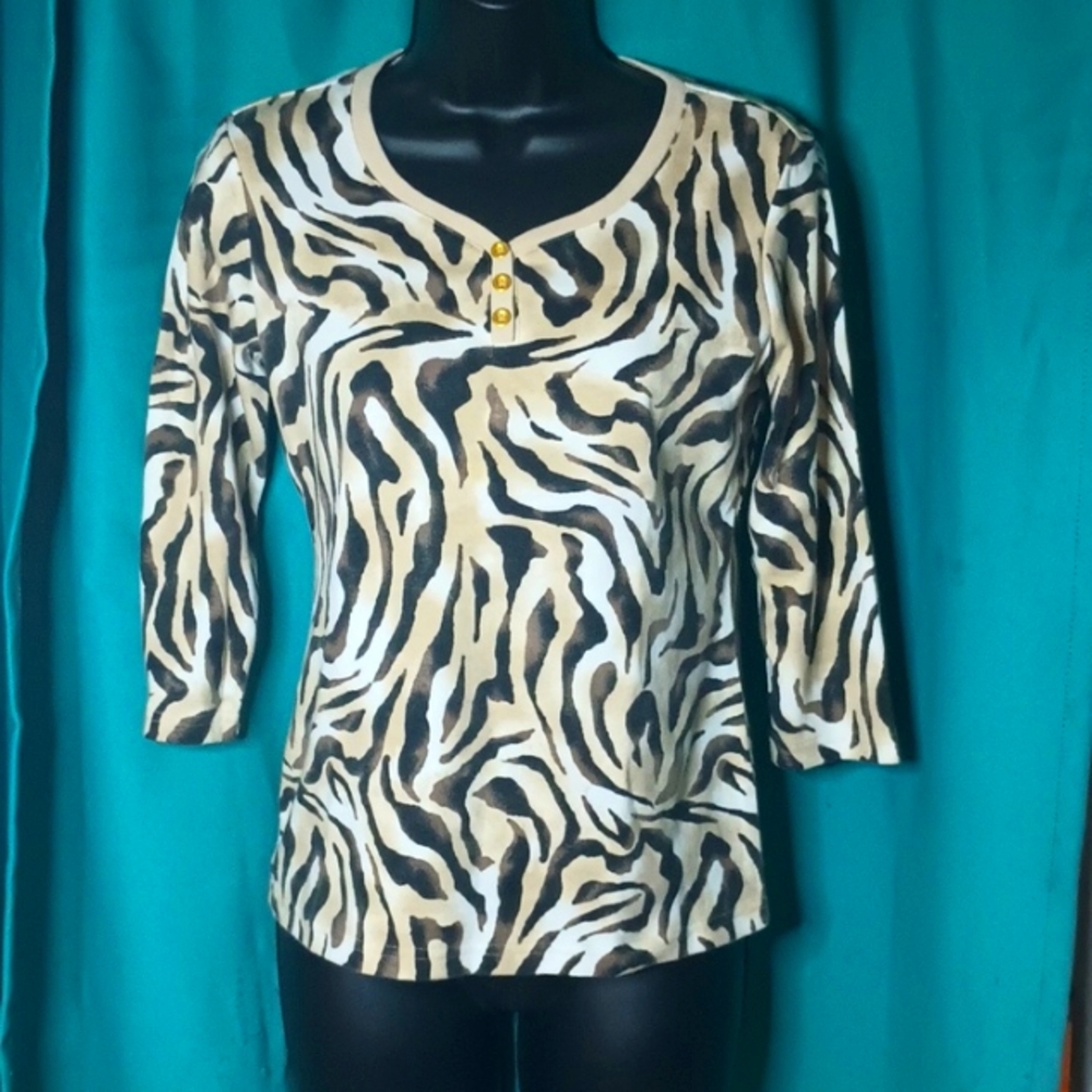 Women's sweater